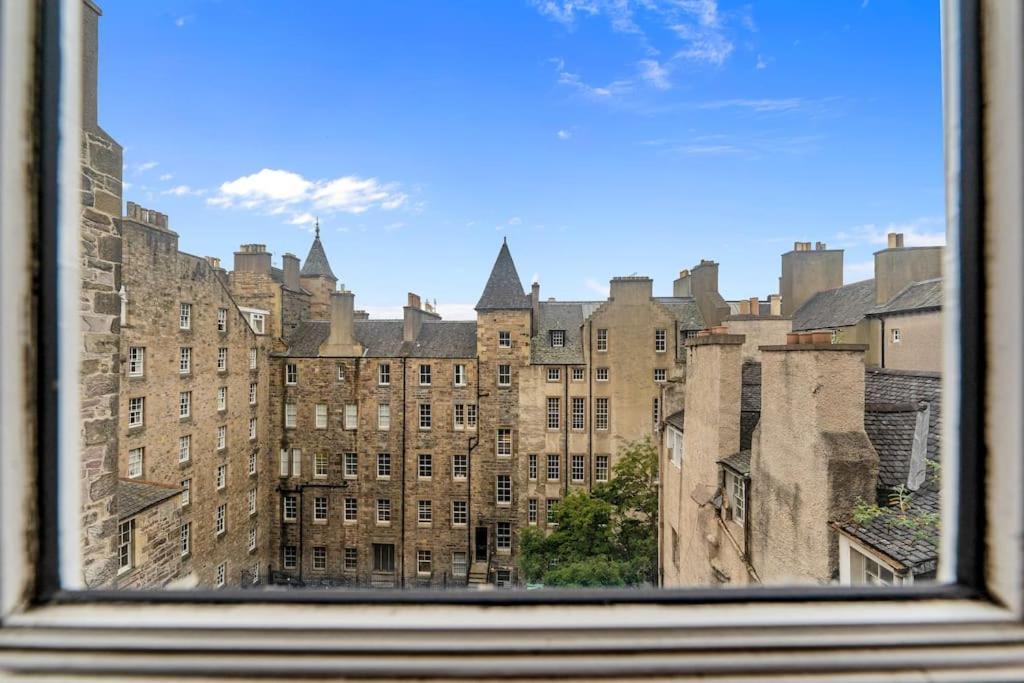 Boutique Modern Royal Mile Apartment Sleeps 4 Edinburgh Buitenkant foto