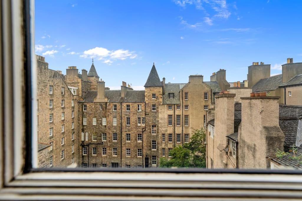 Boutique Modern Royal Mile Apartment Sleeps 4 Edinburgh Buitenkant foto